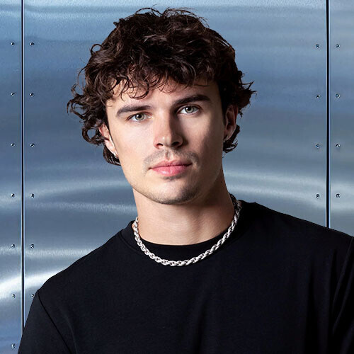 Nic Vans
